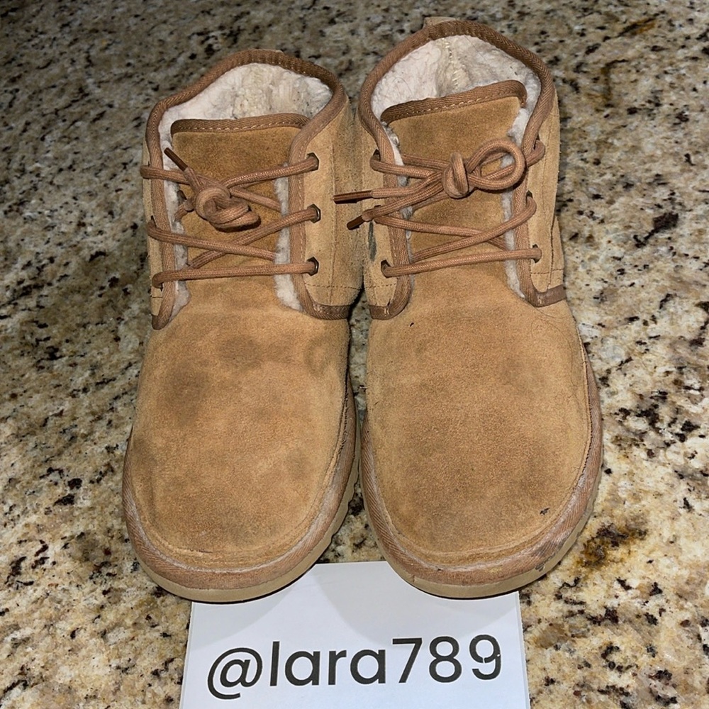 UGG Neumel